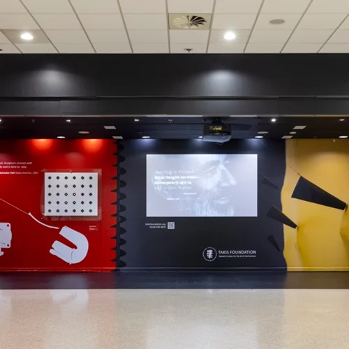 Το αεροδρόμιο της Αθήνας γιορτάζει "100 Χρόνια Takis"