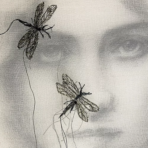 Η έκθεση "Silent Cries" στρέφει το βλέμμα στην έμφυλη βία