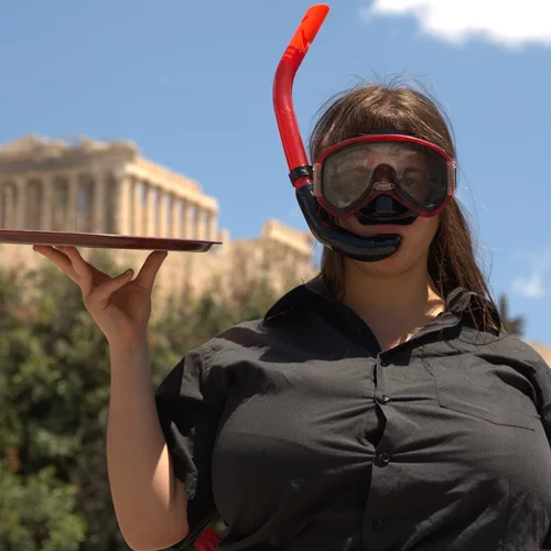 Θέατρο και χορός υπό το φως της Πανσελήνου