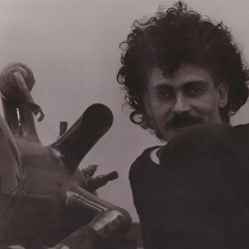 Μια νέα έκθεση για τον Χάρη Γαβρήλο αναδεικνύει πτυχές της ζωγραφικής του έρευνας