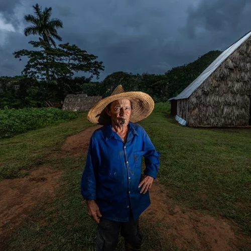 Ο φωτογράφος Κωνσταντίνος Σοφικίτης στη  15η Μπιενάλε της Αβάνας
