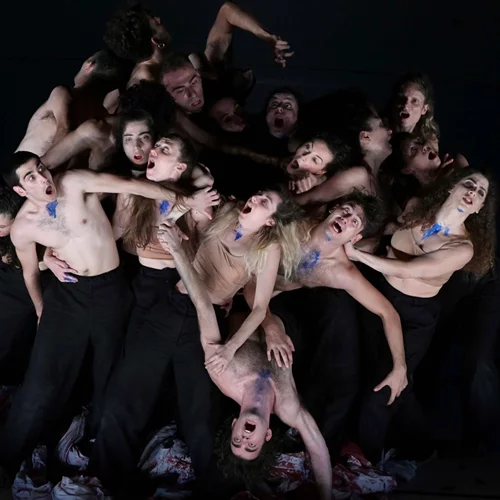 "Στη Σκιά των Βράχων": Το θεατρικό πρόγραμμα του φεστιβάλ