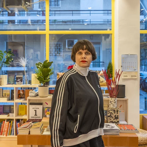 "Μπερλίν": Μέσα στο νέο βιβλιοπωλείο των Πετραλώνων