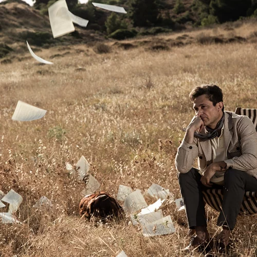 Γιώργος Καραμίχος: "Είναι επείγον να κοιτάξουμε μέσα μας, ο ίδιος ο πλανήτης μας δείχνει πως πρέπει να αποδεχτούμε τη φύση μας"