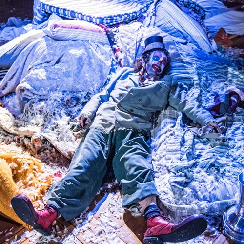 Ο Νιλς Χόλγκερσον σε ένα νέο συναρπαστικό ταξίδι στο Εθνικό Θέατρο