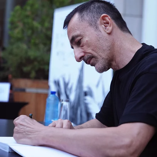 Ο Δημήτρης Παπαϊωάννου στηρίζει τη 'Μεταμόρφωση' του Μουσείου Κυκλαδικής Τέχνης