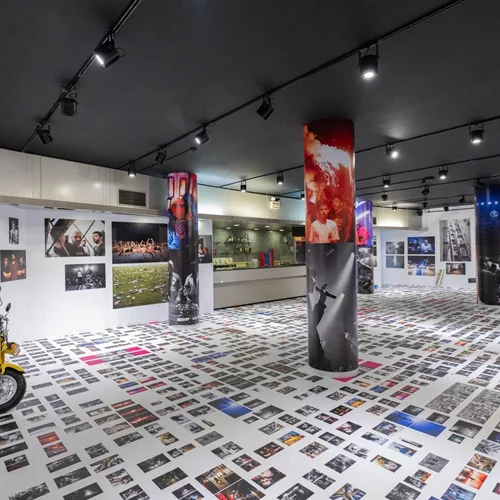 "Κανά Δυο Φωτογραφίες": Συνεχίζεται η εντυπωσιακή έκθεση φωτογραφίας στο Cinobo Όπερα