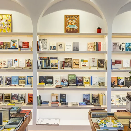 Το βιβλιοπωλείο "Μπερλίν" κάνει στάση στα Χανιά