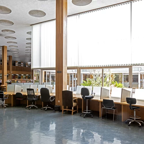 "Before and After Science": Ίρις Τουλιάτου και ΝΕΟΝ συνεργάζονται για το Έργο στην Πόλη 2024