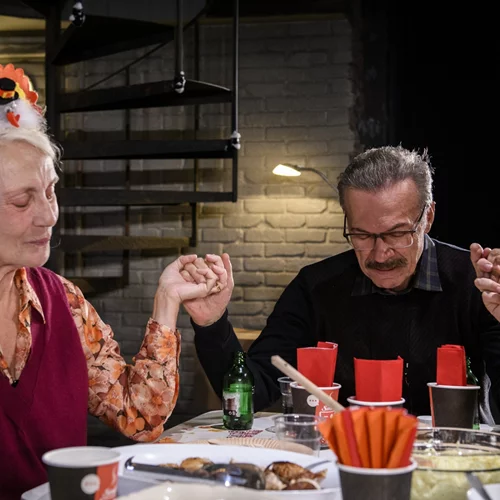 Οι "Humans" του Κωνσταντίνου Μαρκουλάκη επιστρέφουν τον Οκτώβριο