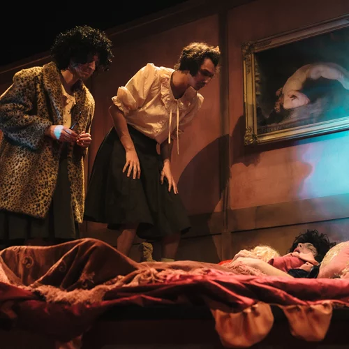 Σε μια νέα πολυσυζητημένη παράσταση τα "Αντικείμενα" αποκτούν φωνή