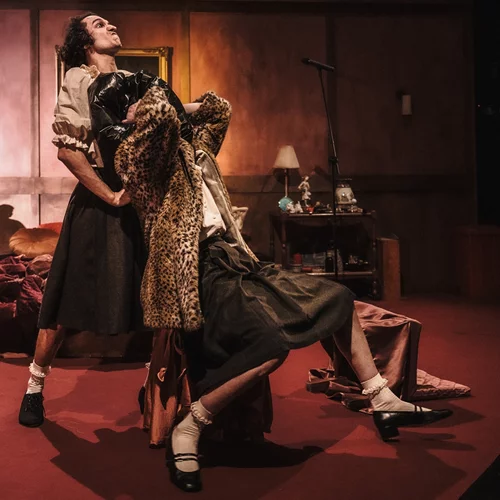 Παράταση παραστάσεων για τα "Αντικείμενα"