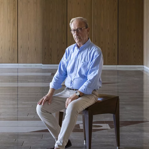 Γιάννης Βακαρέλης: "Θέλουμε το Μέγαρο Μουσικής να ενεργοποιήσει την αγάπη για την κλασική μουσική σε ένα νέο κοινό"