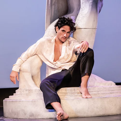 "Δον Ζουάν": Φωτογραφίες της παράστασης και εορταστικό πρόγραμμα