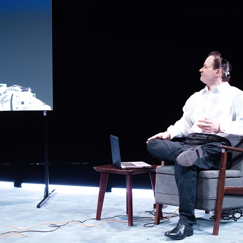 Το Athens Digital Arts Festival ανατρέχει σε 20 στιγμές από τα 20 χρόνια πορείας του