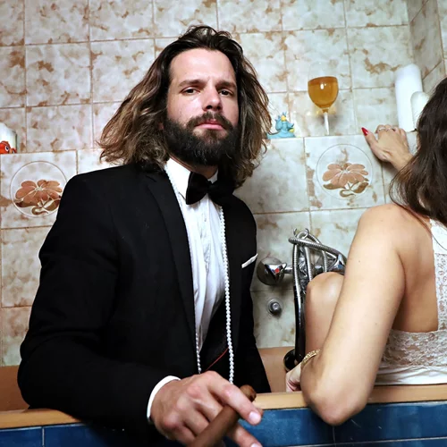 Νικόλας Μπράβος: "Θέλω να ζω την κάθε στιγμή σαν ένα μικρό θαύμα"