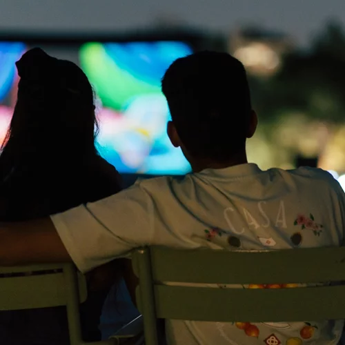 Τα δωρεάν της εβδομάδας: Το "Νιάρχος" αποχαιρετά το καλοκαίρι με μια κωμωδία