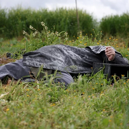 Όταν το Θέατρο μπαίνει στη Φυλακή και η Φυλακή βγαίνει στο Φεστιβάλ: Το "Dog Tags"του Στάθη Γράψα