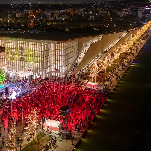 Η Αθήνα ανάβει τα χριστουγεννιάτικα φώτα της!