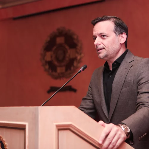 Χάρης Δούκας: "Θέλουμε μέσα από την "Αθηναϊκή Ενεργειακή Συμμαχία" να δημιουργήσουμε ένα συνεκτικό κοινωνικό δίκτυο αλληλεγγύης με πολύπλευρα οφέλη"