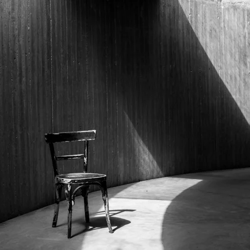 "Unveiled": Η φωτογραφία ως καμβάς αφήγησης και καλλιτεχνικής έκφρασης