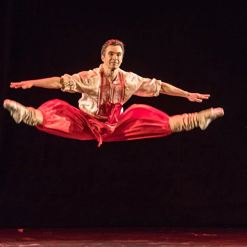 "Rudolf - Άλμα προς την ελευθερία": Η ιστορία του θρύλου Ρούντολφ Νουρέγιεφ