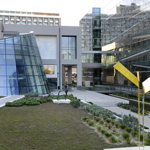 Αναστέλλεται η λειτουργία της Εθνικής Πινακοθήκης μετά την επίθεση του βουλευτή Νίκου Παπαδόπουλου