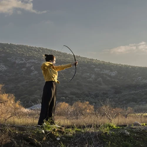 "Μικρές αφηγήσεις γένους θηλυκού" στην κεντρική πλατεία Χαλανδρίου