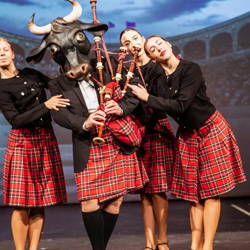 "Ο Ταύρος που Έπαιζε Πίπιζα": Μια παράσταση για όλη την οικογένεια