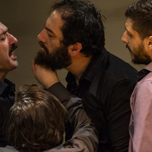 "…καλά, εσύ σκοτώθηκες νωρίς"-Τέταρτη χρονιά παραστάσεων στο Σύγχρονο Θέατρο