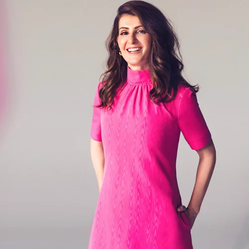 "Tiny Beautiful Things": Η Νία Βαρντάλος φέρνει για πρώτη φορά στην Ελλάδα την επιτυχία της