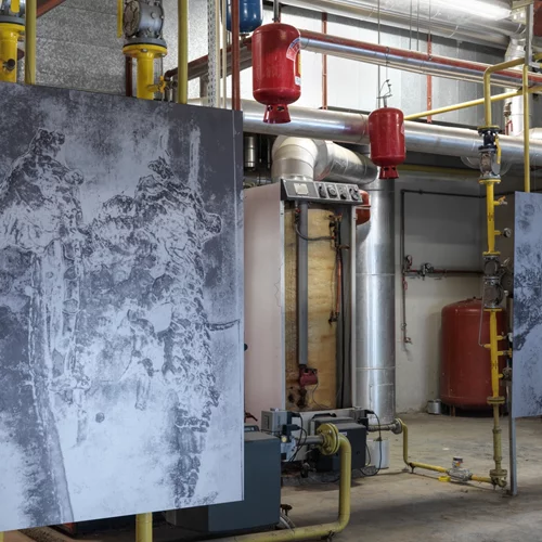 "Το ''and all our world is dew'' δεν είναι μια έκθεση για την χειροτεχνία και την τεχνολογία"