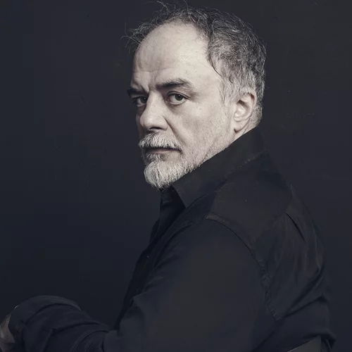 Θωμάς Μοσχόπουλος & ΘΟΚ: Μια συνεργασία που εξελίσσεται – Επόμενος σταθμός, καλοκαίρι 2026;