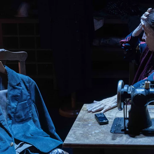 Sold out οι πρώτες παραστάσεις του "Μια ζωή - Ο μονόλογος μιας μοδίστρας"