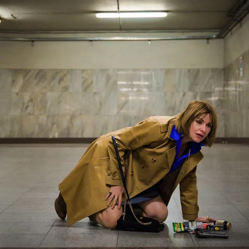 "Η Μέρα της Φούστας": Παράσταση της Ζωής Χατζηαντωνίου αφιερωμένη στην Αχού Νταριέι