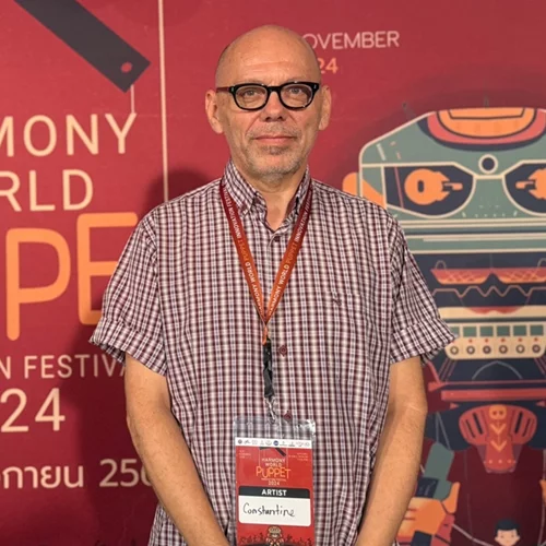 Ο Κωνσταντίνος Κορσοβίτης μας συστήνει τη μαγική τέχνη του Wayang