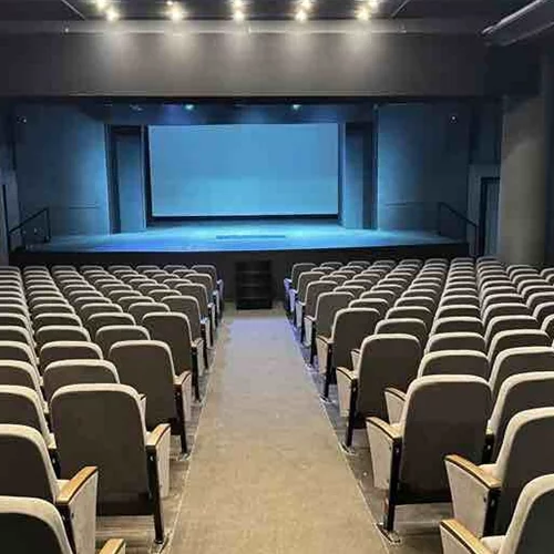 Πρώτες φωτογραφίες από το ανακαινισμένο θέατρο Αλφα- "Ληναίος-Φωτίου"