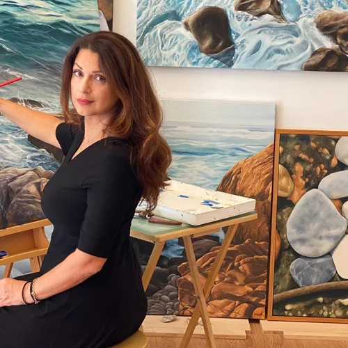 Η γνωστή ζωγράφος Giota Vorgia ανοίγει για πρώτη φορά το ατελιέ της στο ελληνικό κοινό