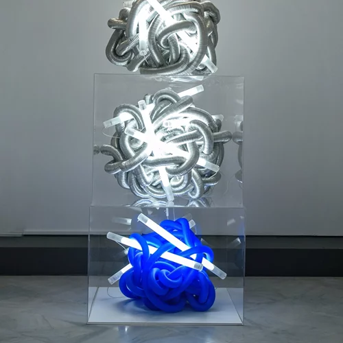 Οι "Γόρδιοι Δεσμοί" του Στέργιου Στάμου έρχονται στην Πινακοθήκη Δήμου Αθηναίων