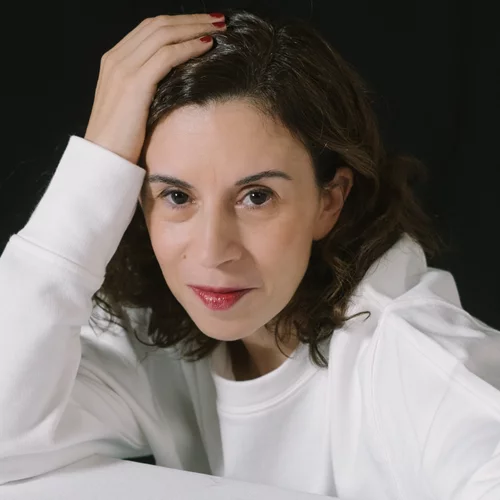 Η Σοφία Μαραθάκη θα σκηνοθετήσει τη "Βεγγέρα" του Ηλία Καπετανάκη στο Εθνικό