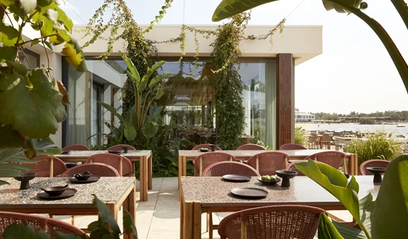 Έρωτας "κάτω" από τα Αστέρια της Γλυφάδας