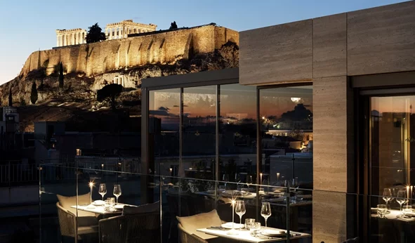Botany Roof Garden at Acropolis: Ρομαντικό δείπνο με θέα την ιστορία