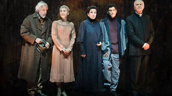 Ξεκίνησε η προπώληση για τους "Βρυκόλακες" του Εθνικού Θεάτρου