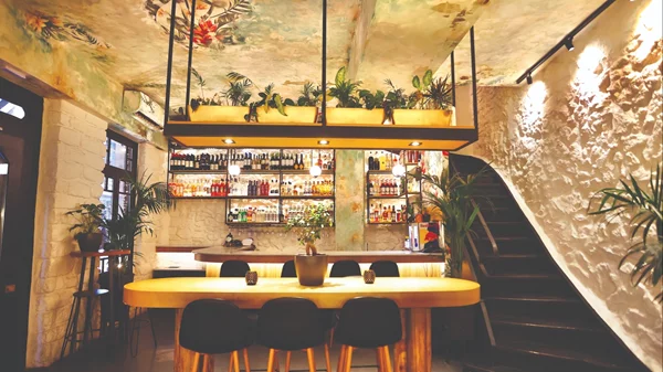 "Kalimeres Bistro": Ψυρρή… sunny side up!