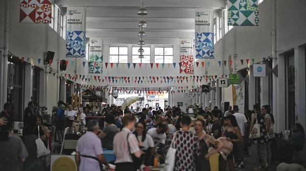 Φύγαμε για το πρώτο Pop Up Brunch της σεζόν στη Δημοτική Αγορά Κυψέλης