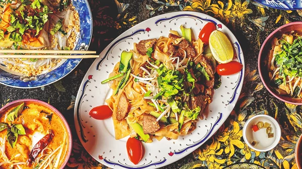 Ethnic dining: Γευστικά ταξίδια στην πιο καυτή τάση της πόλης