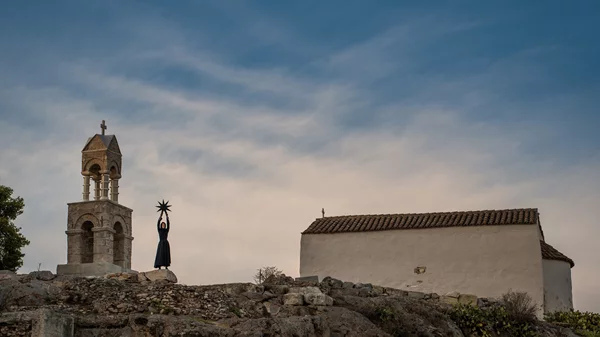 "ΜΑ": Η γη της Ελευσίνας υποδέχτηκε τη διάνοια του Ρομέο Καστελούτσι