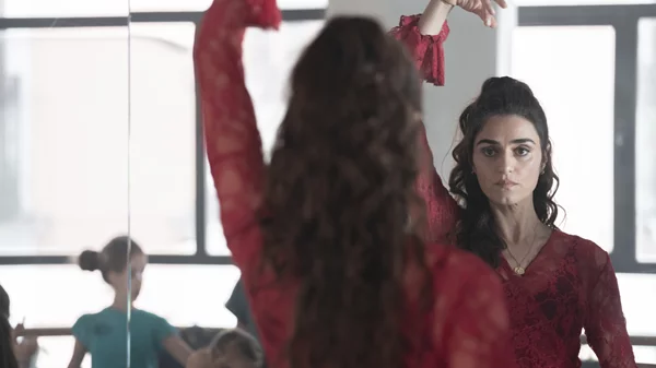 "Το Καλύτερο Έμφραγμα της Ζωής μου": Η νέα σειρά του Disney+ κάνει πρεμιέρα τον Ιανουάριο