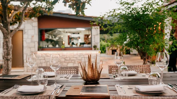 Στο "Κτήμα Γράμψα" για το πιο γαστρονομικό... πιτόγυρο της Ζακύνθου