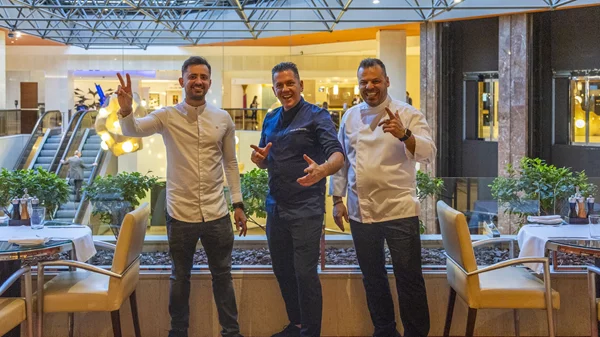 Χρυσοί Σκούφοι 2024: Η συναρπαστική γαστρονομία της βραδιάς πιάτο πιάτο